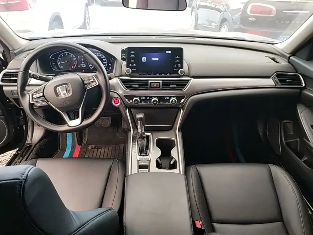 Honda Accord — фото 5
