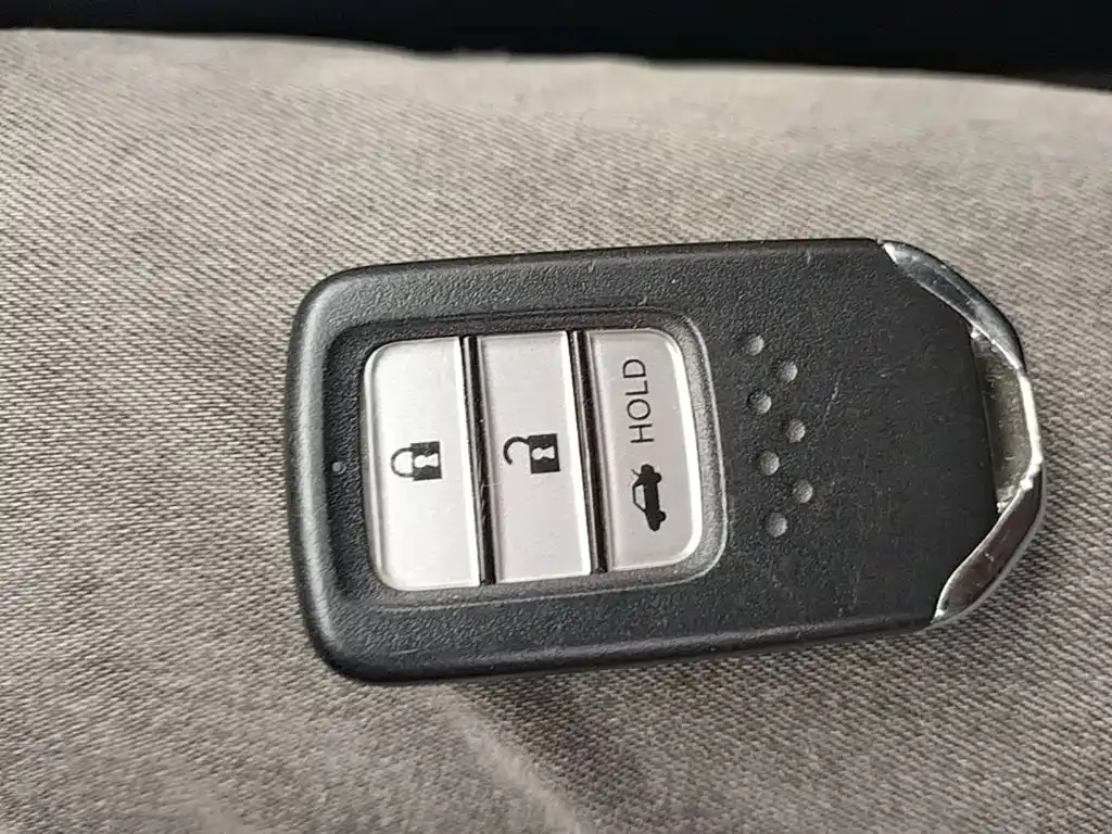 Honda Accord — фото 3