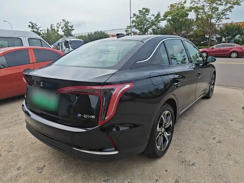 Hongqi E-QM5 — фото 10
