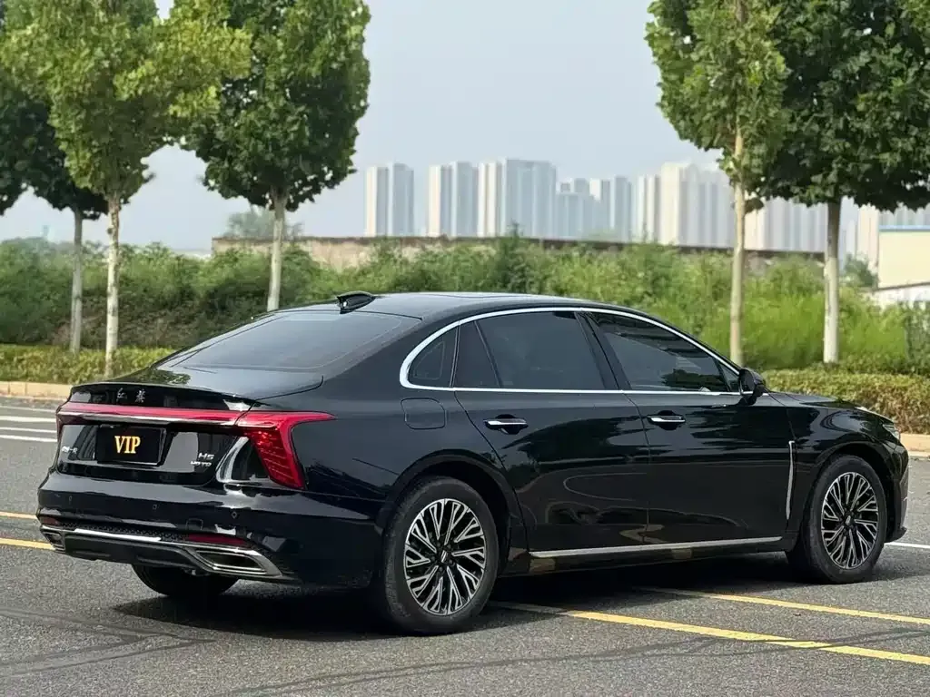 Hongqi H5 — фото 2