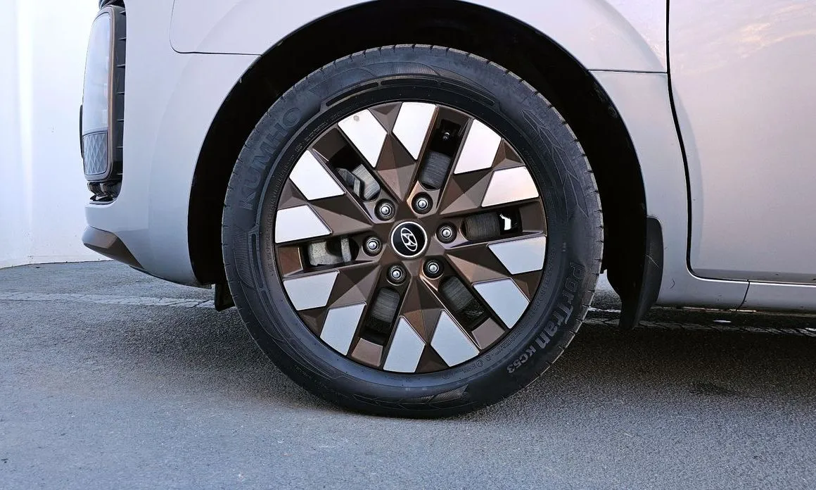 Hyundai Staria — фото 9
