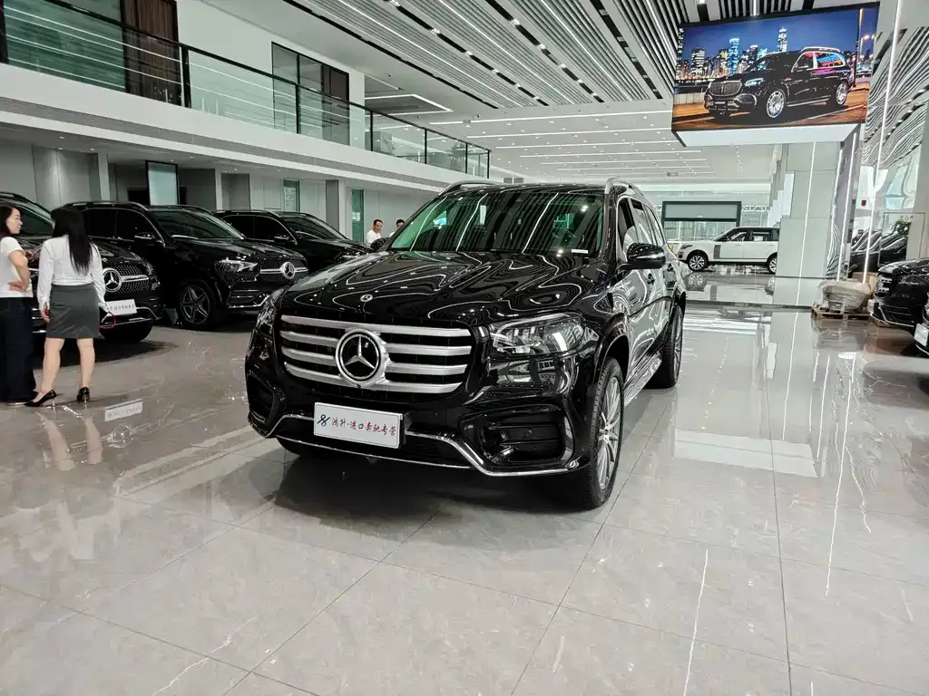 Mercedes-Benz GLS — фото 1