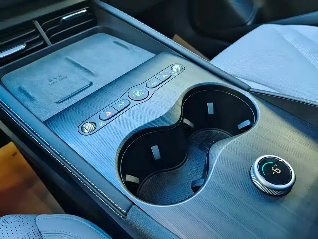 BYD Seal 06 DM-i Touring Edition — фото 10