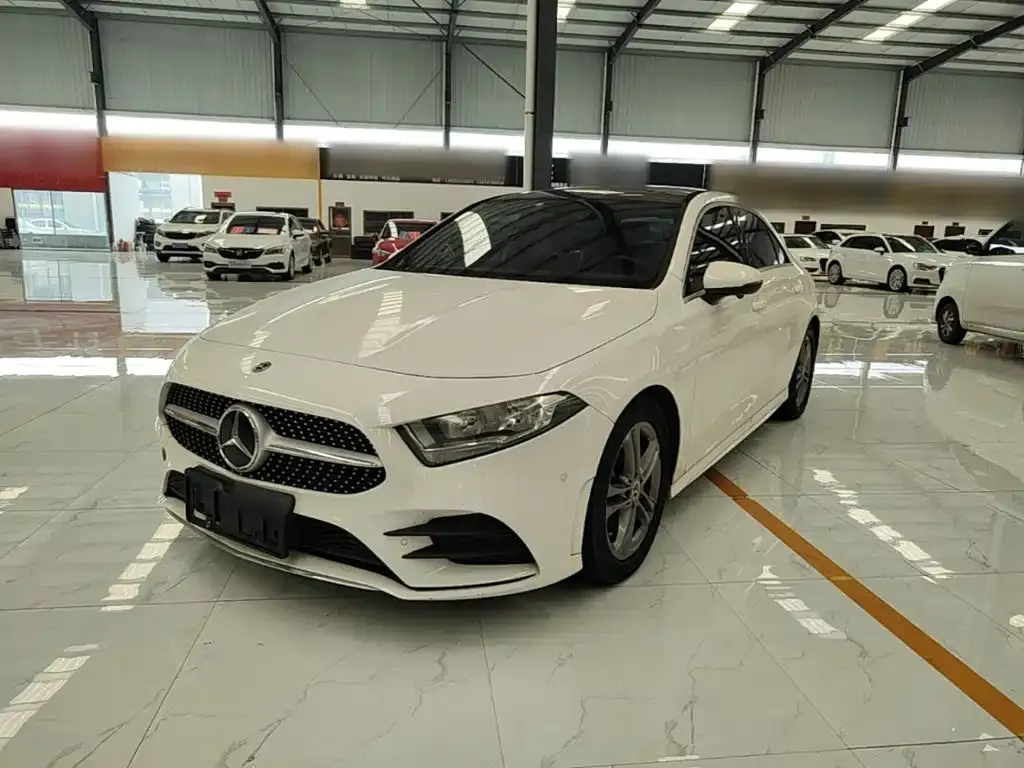 Mercedes-Benz A-Class — фото 1