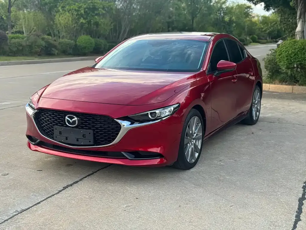 Mazda 3 Axela — фото 1