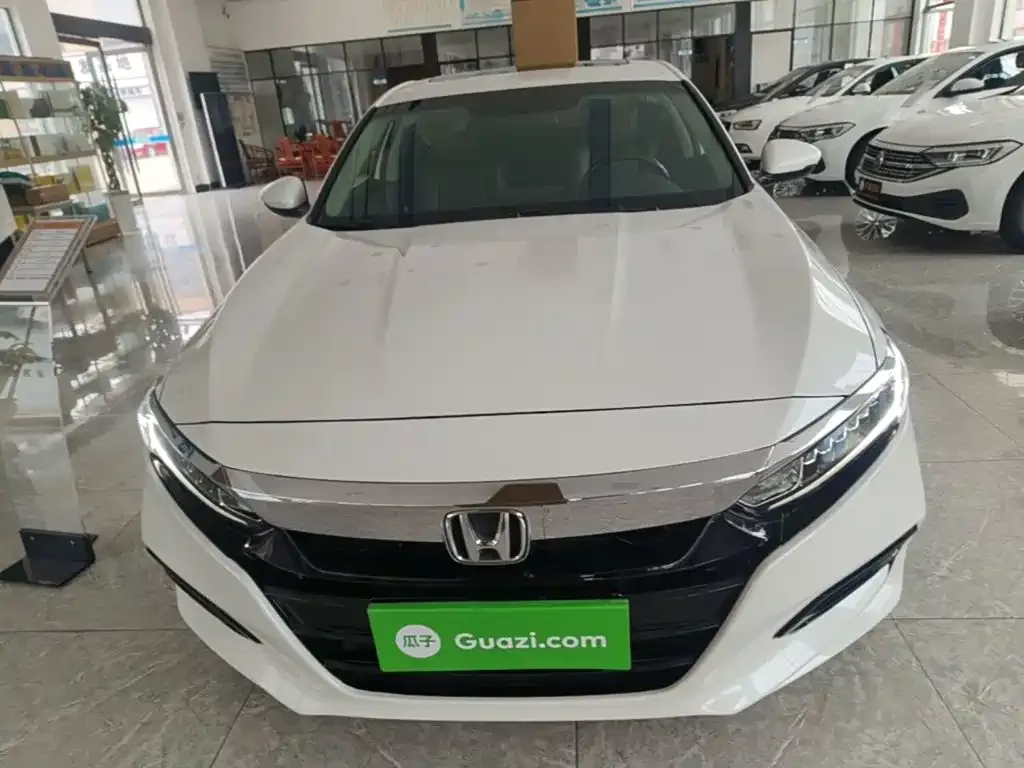 Honda Accord — фото 3