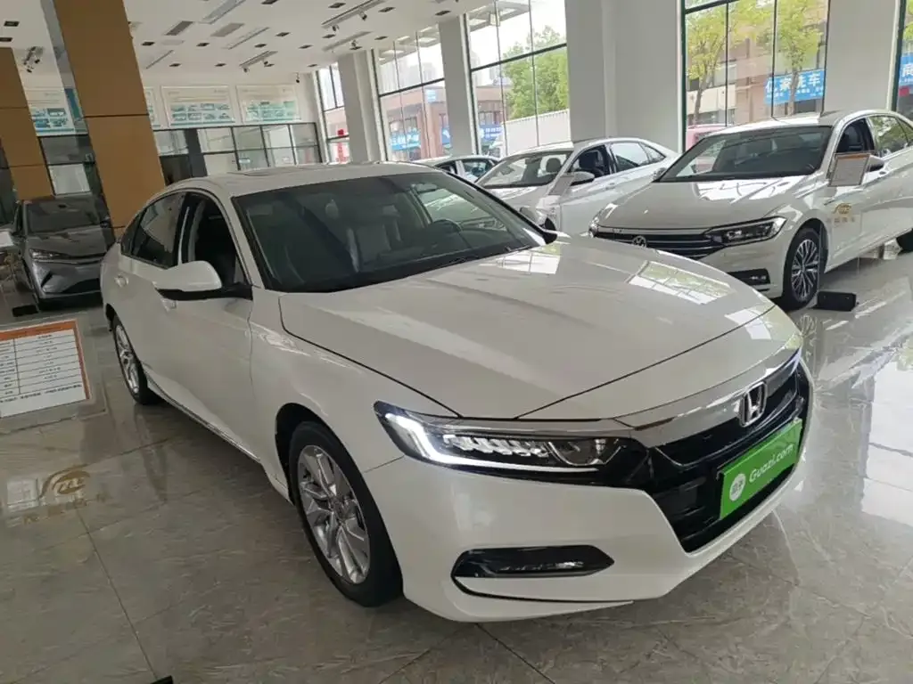 Honda Accord — фото 6