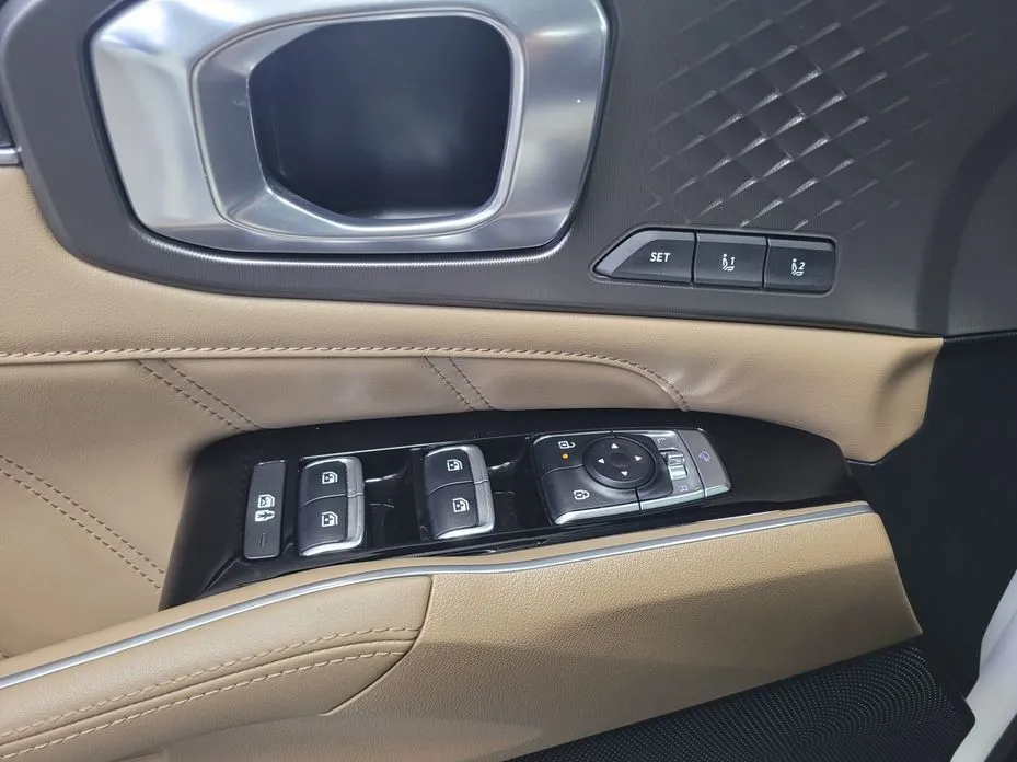 Kia Sorento — фото 6