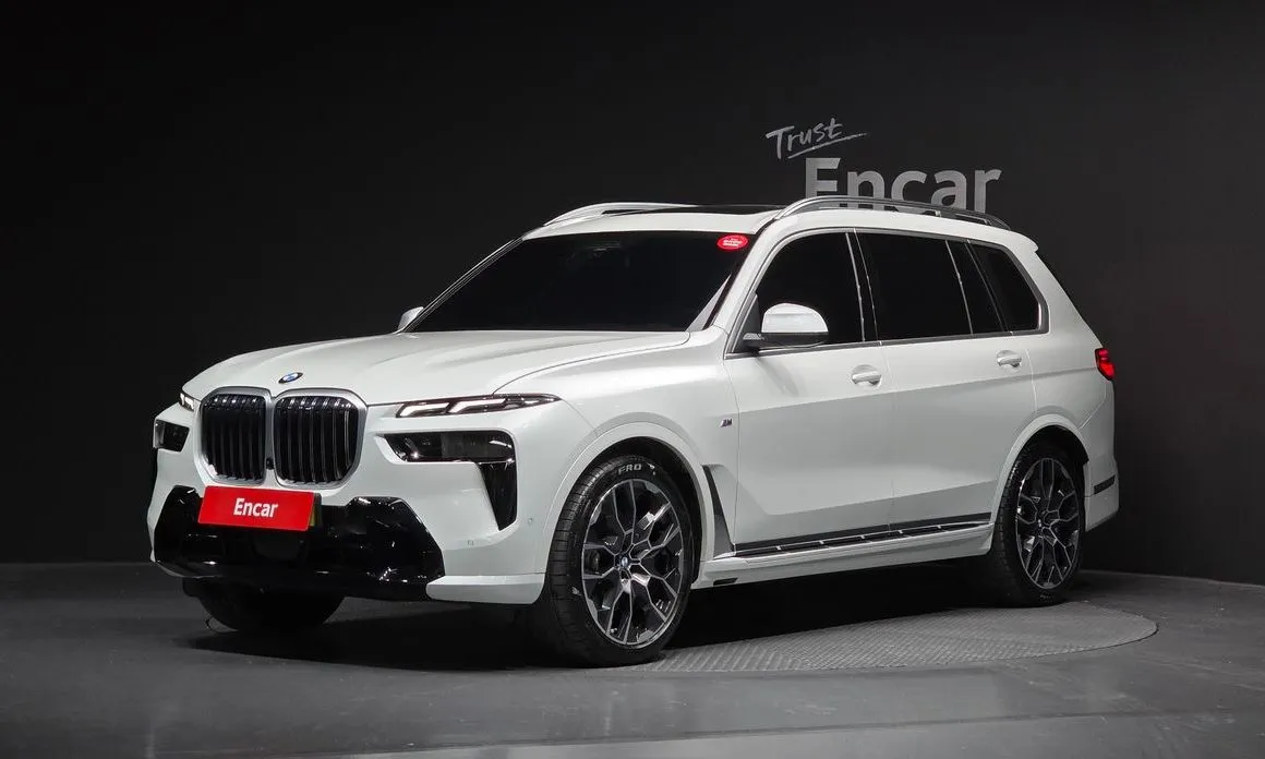 BMW X7 — фото 1