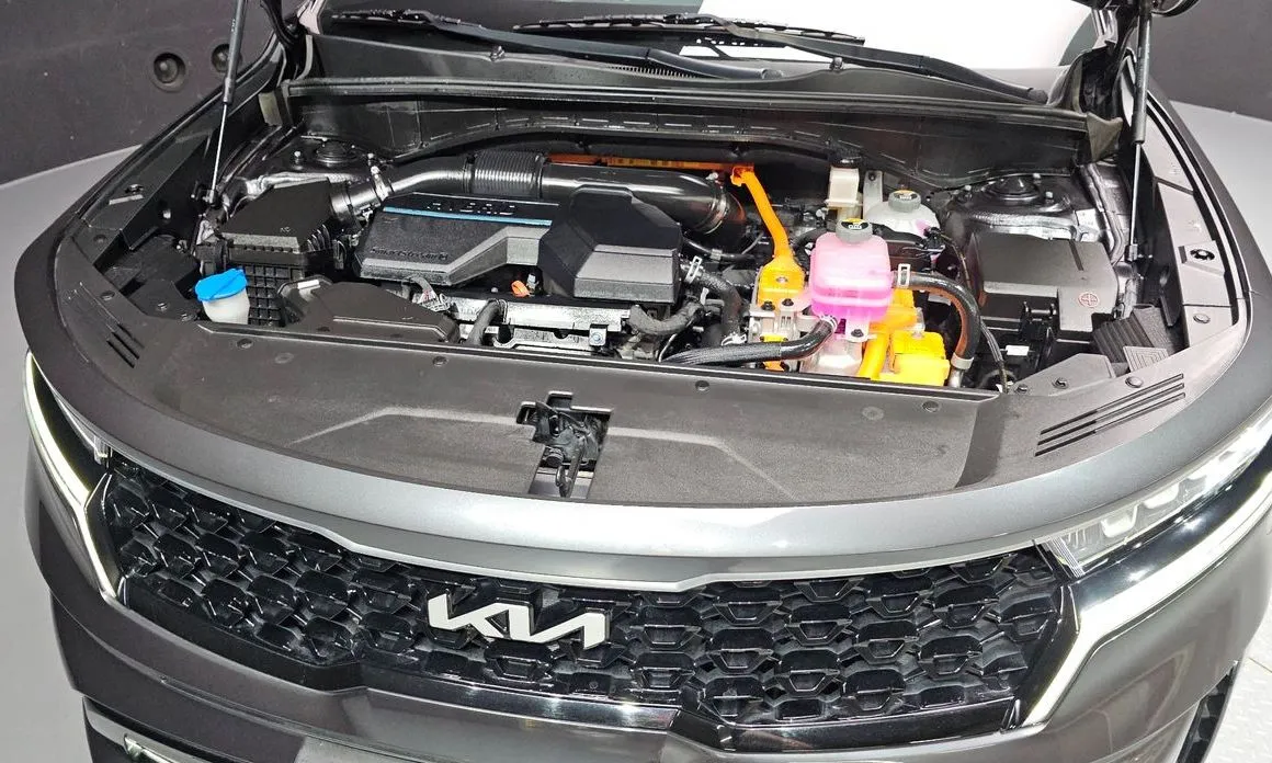 Kia Sorento — фото 9