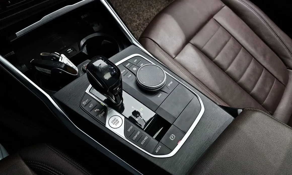 BMW 3-Series — фото 10