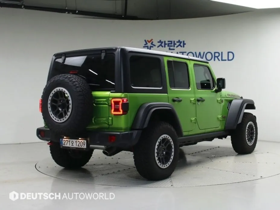 Jeep Wrangler — фото 3