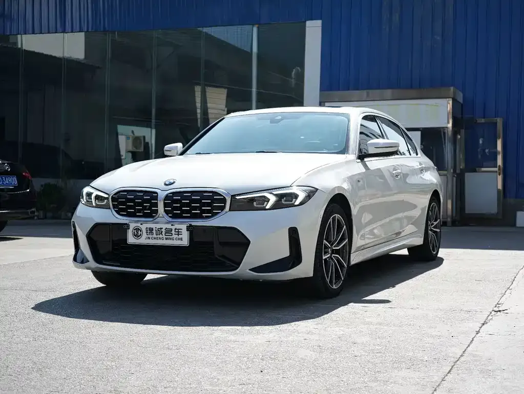 BMW 3 Series — фото 1