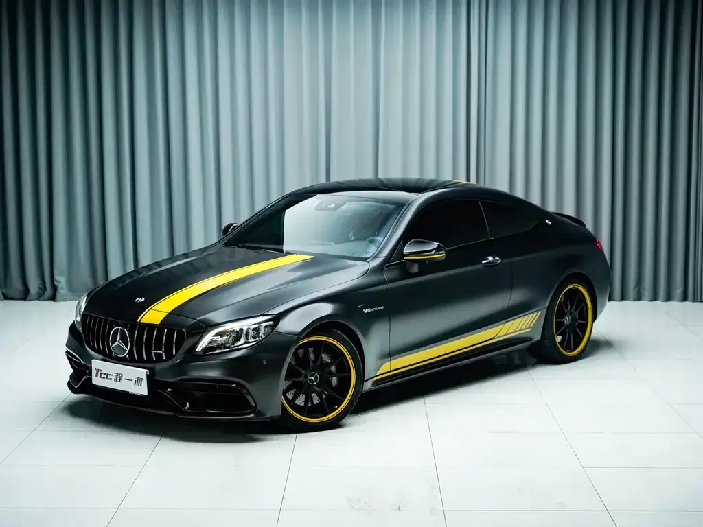 Mercedes-Benz C-Class AMG — фото 1