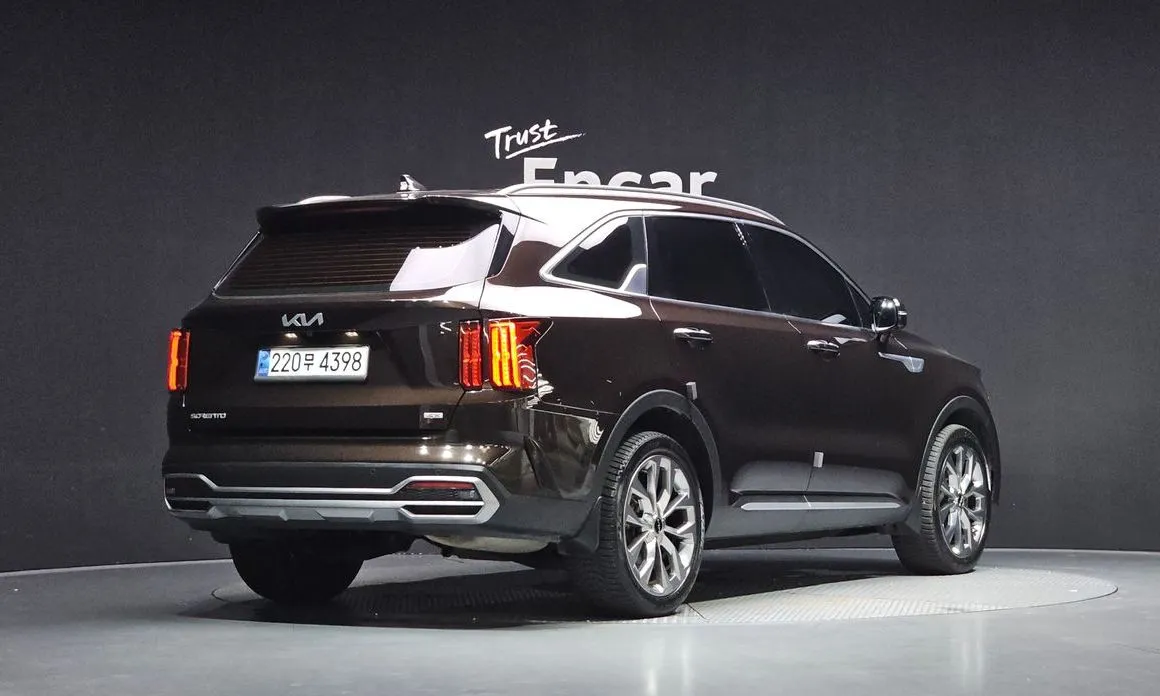 Kia Sorento — фото 6