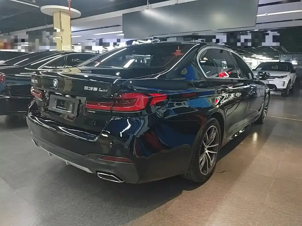 BMW 5 Series New Energy — фото 6