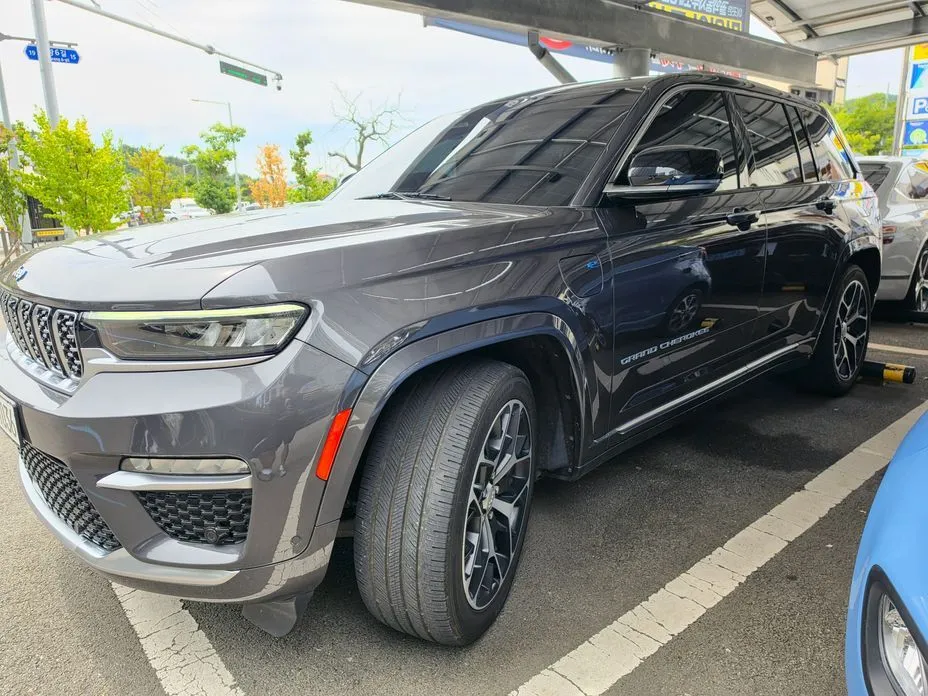 Jeep Cherokee — фото 3