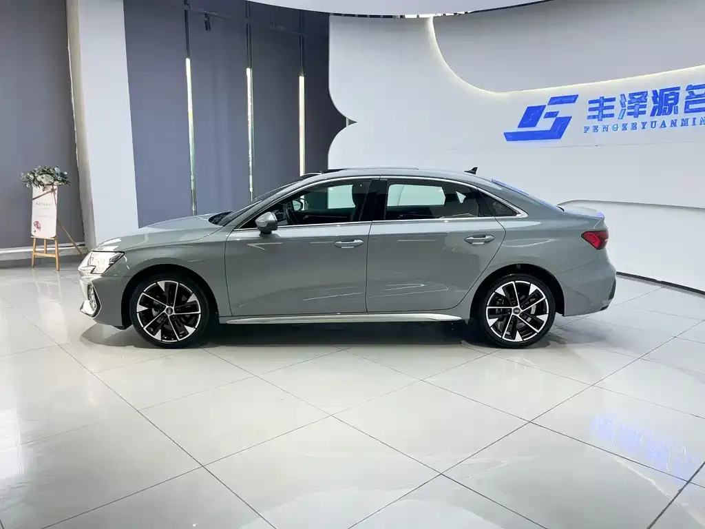 Audi A3 — фото 5
