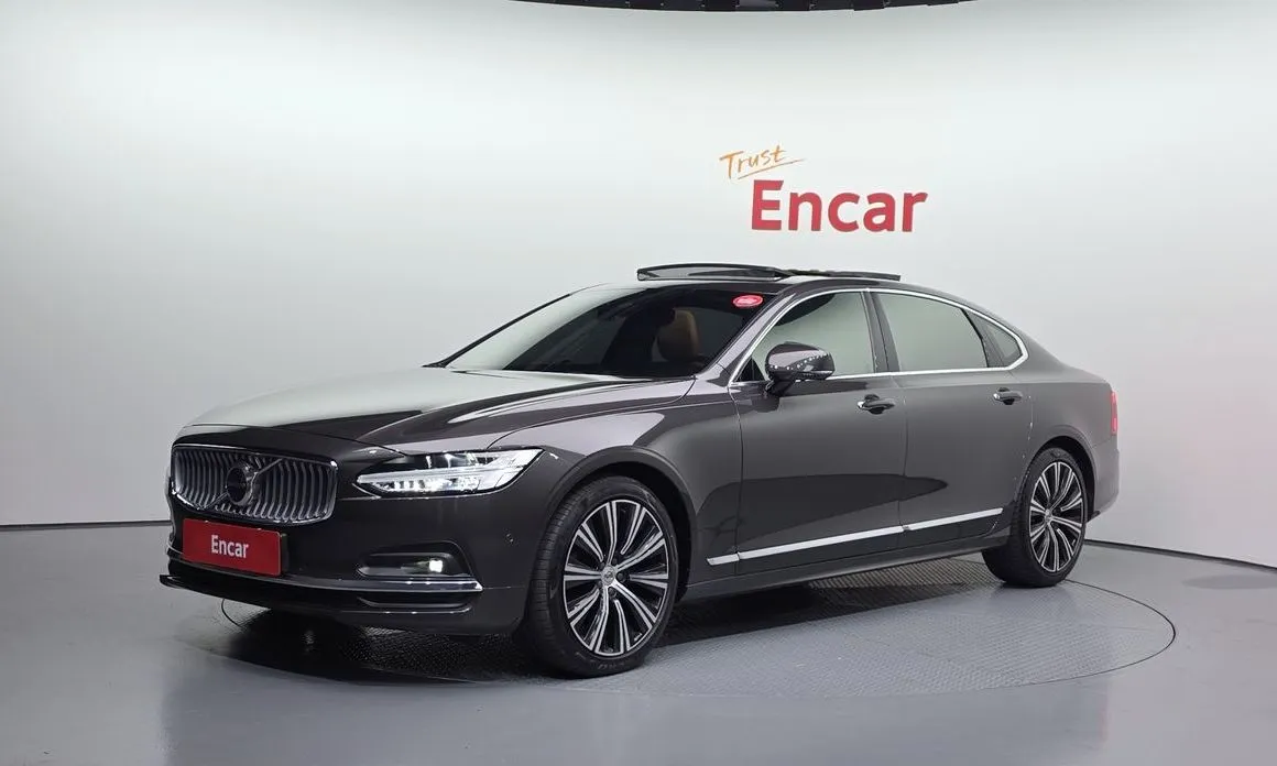 Volvo S90 — фото 1