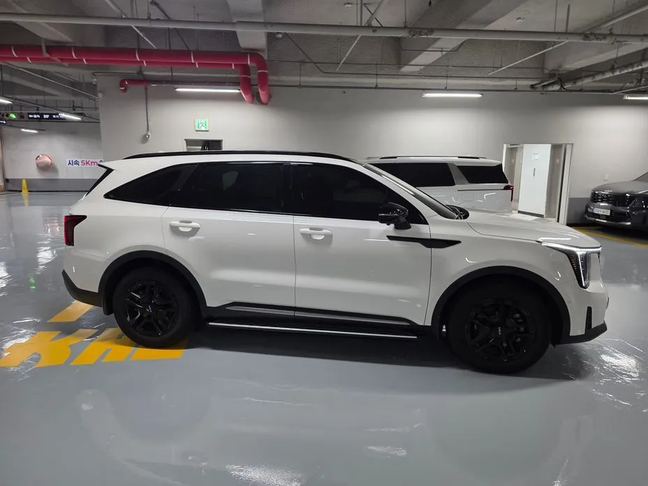 Kia Sorento — фото 5