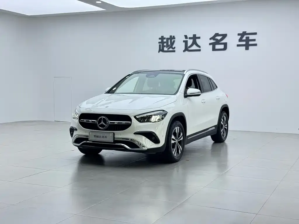 Mercedes-Benz GLA — фото 9