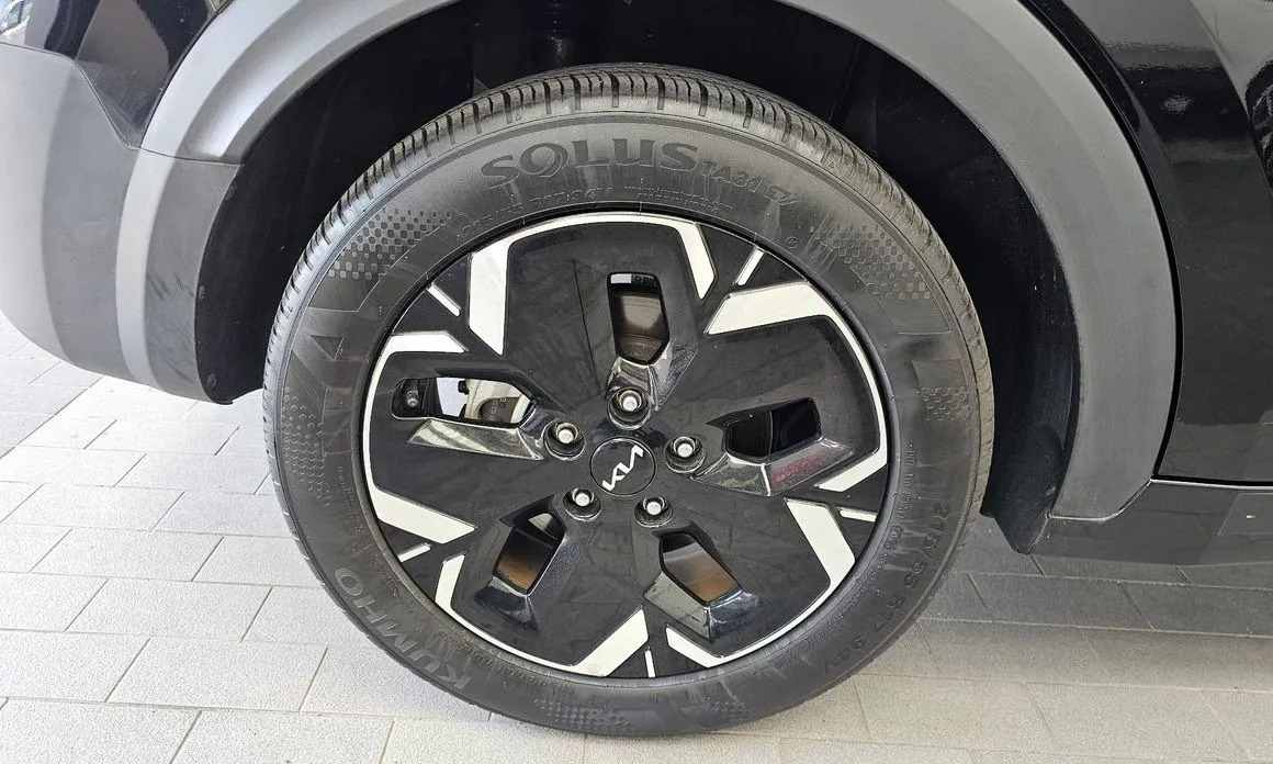 Kia Niro — фото 10