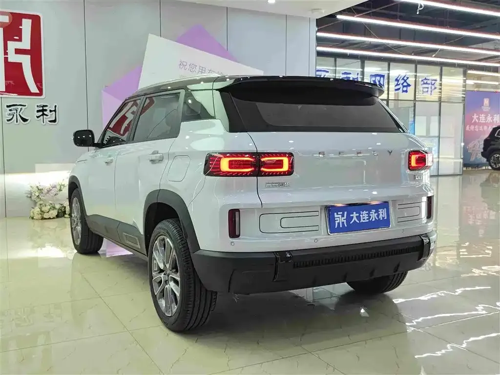 Geely Icon — фото 2