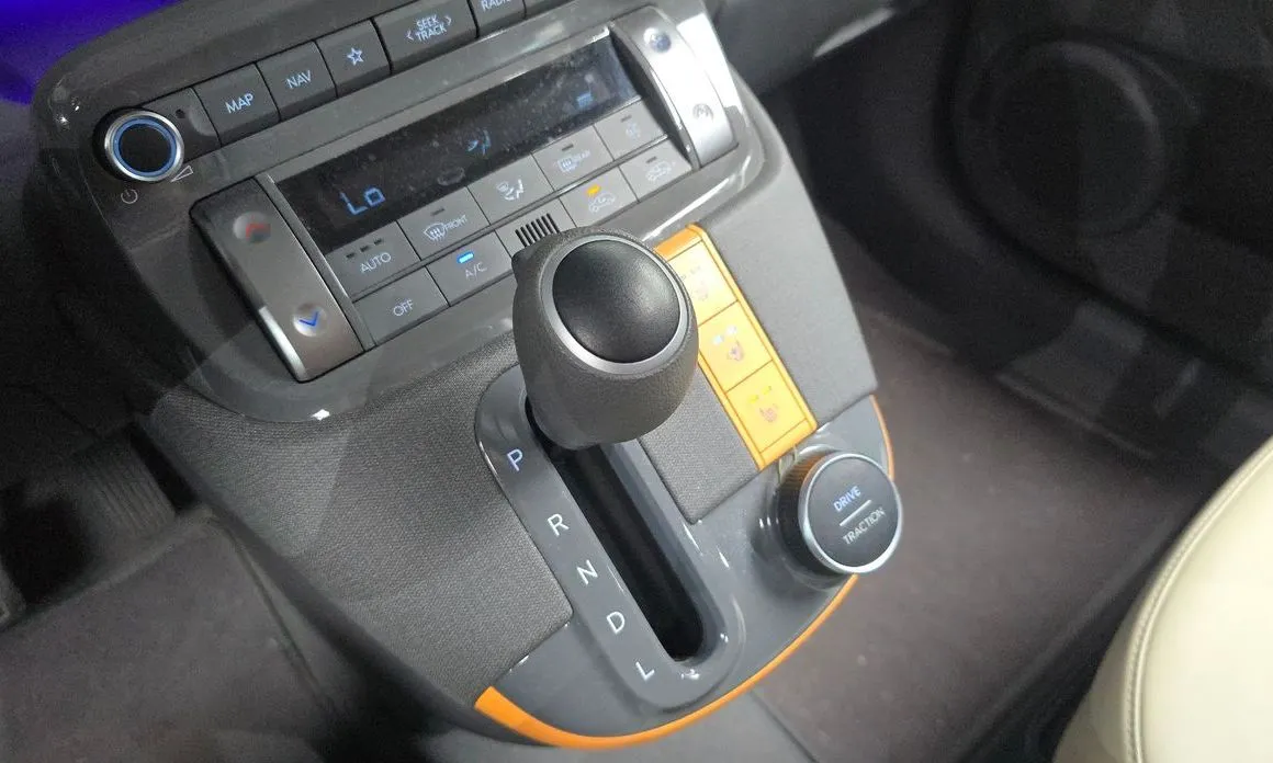 Hyundai Casper — фото 9