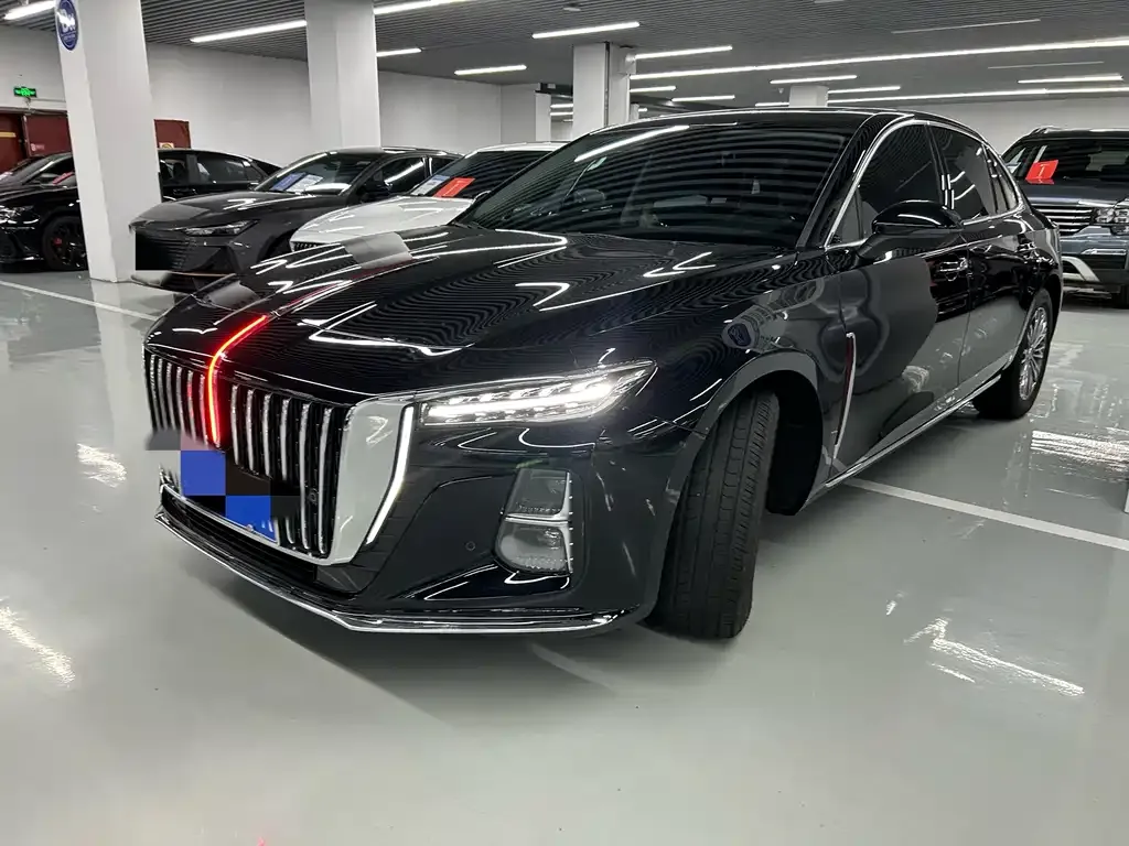 Hongqi H5 — фото 1