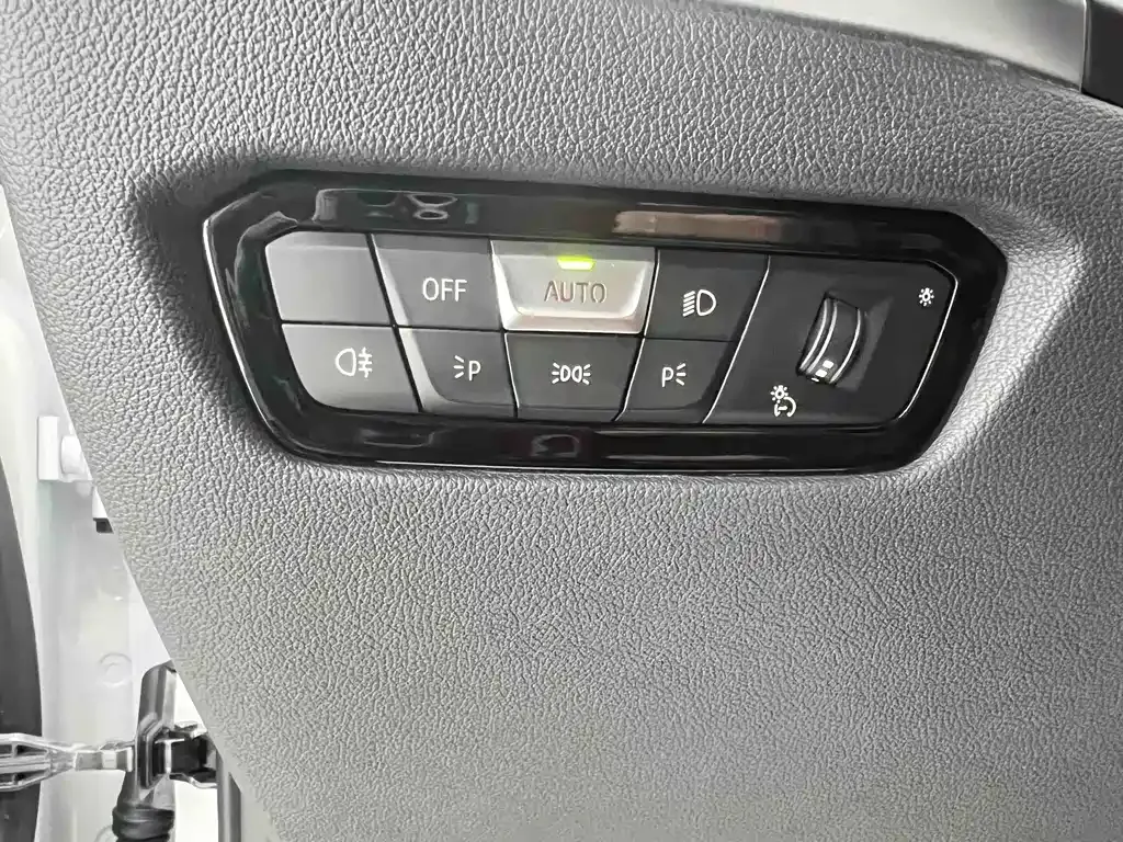 BMW 3 Series — фото 10