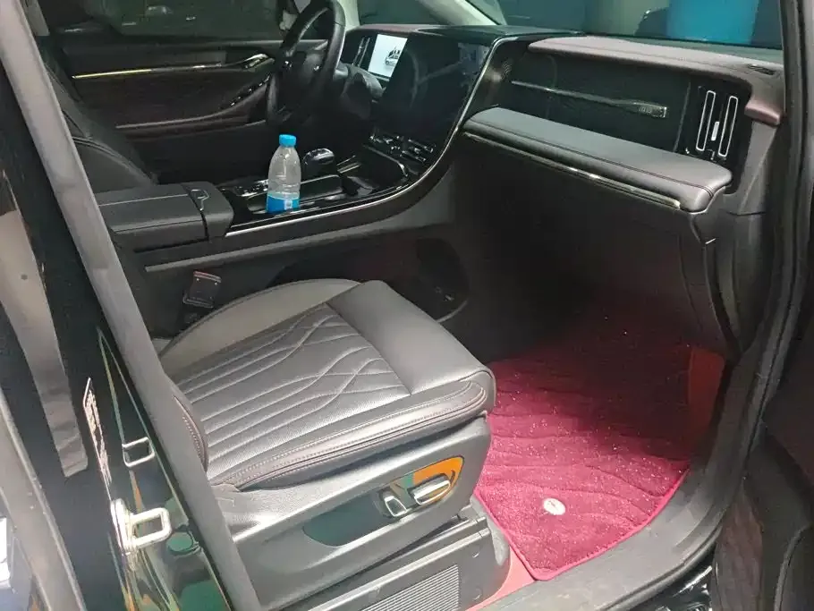 GAC Motor Trumpchi M8 — фото 10