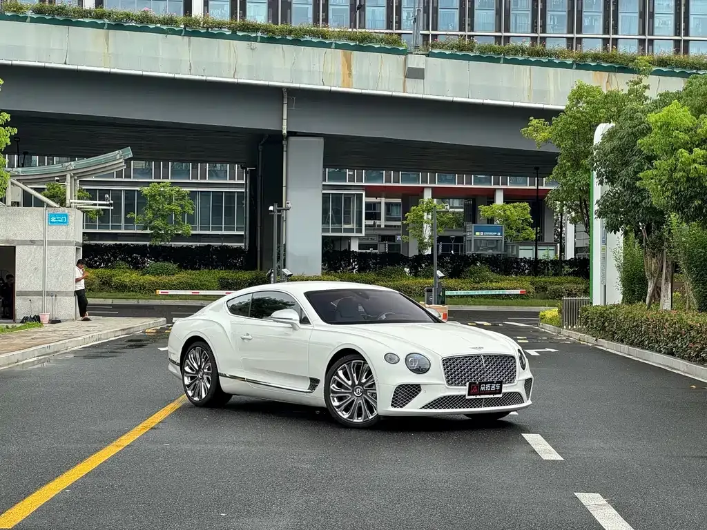 Bentley Continental — фото 9