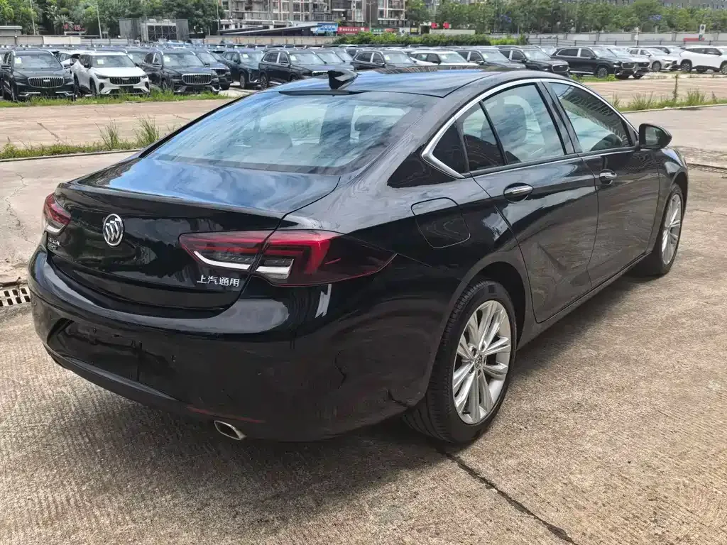 Buick Regal — фото 5