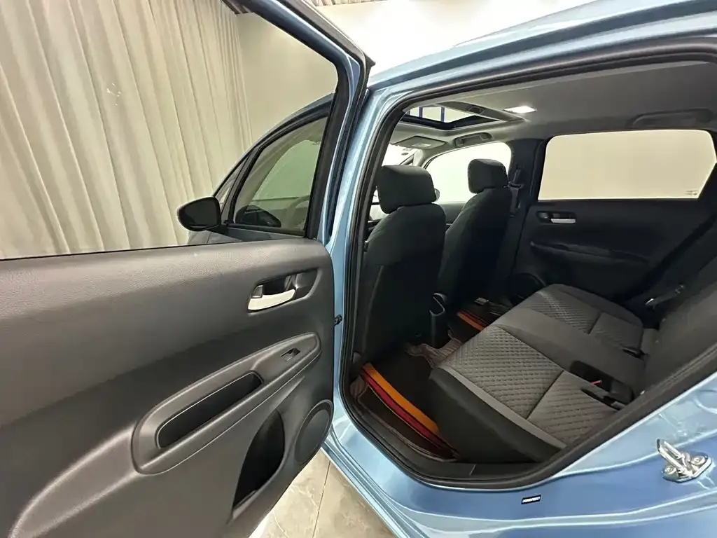 Honda Fit — фото 4