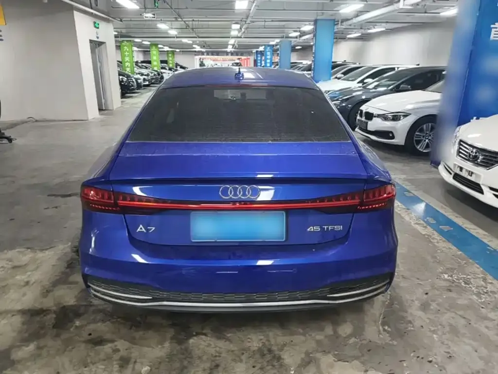 Audi A7 — фото 10