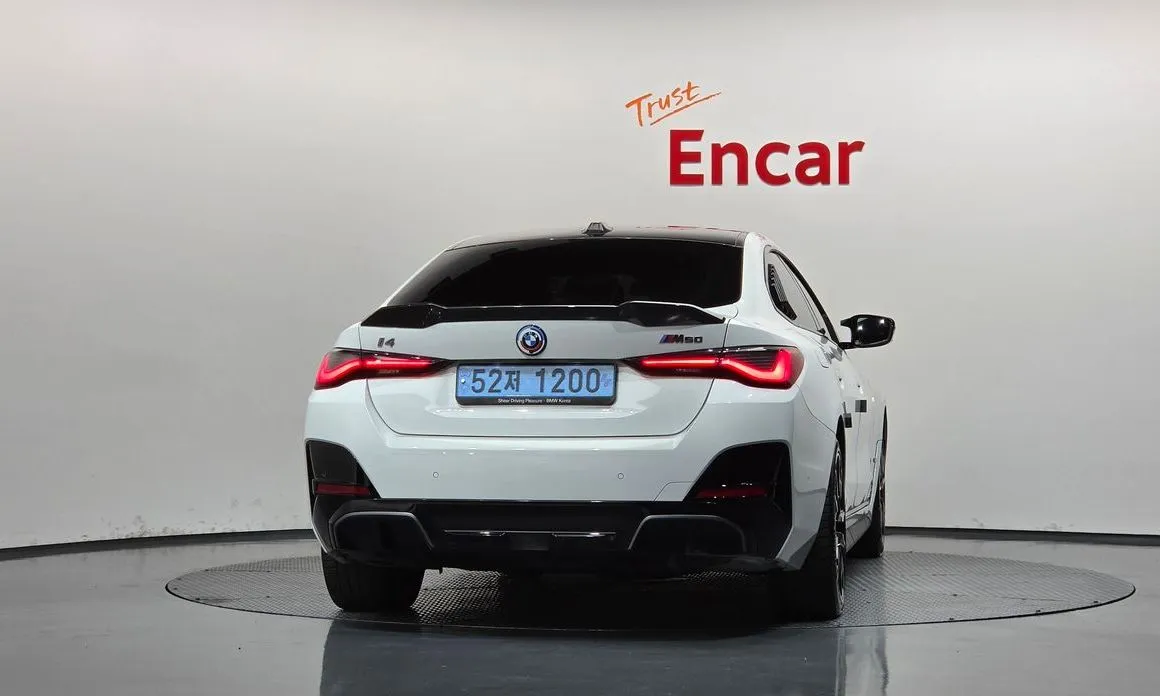 BMW i4 — фото 2