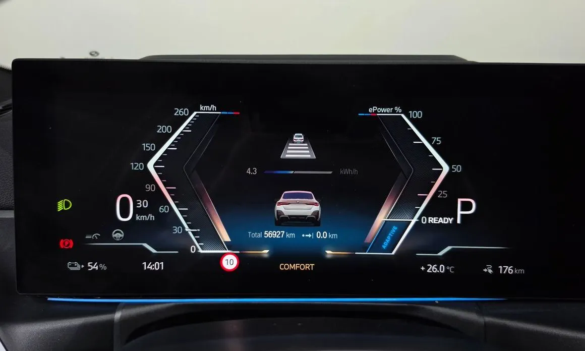 BMW i4 — фото 3