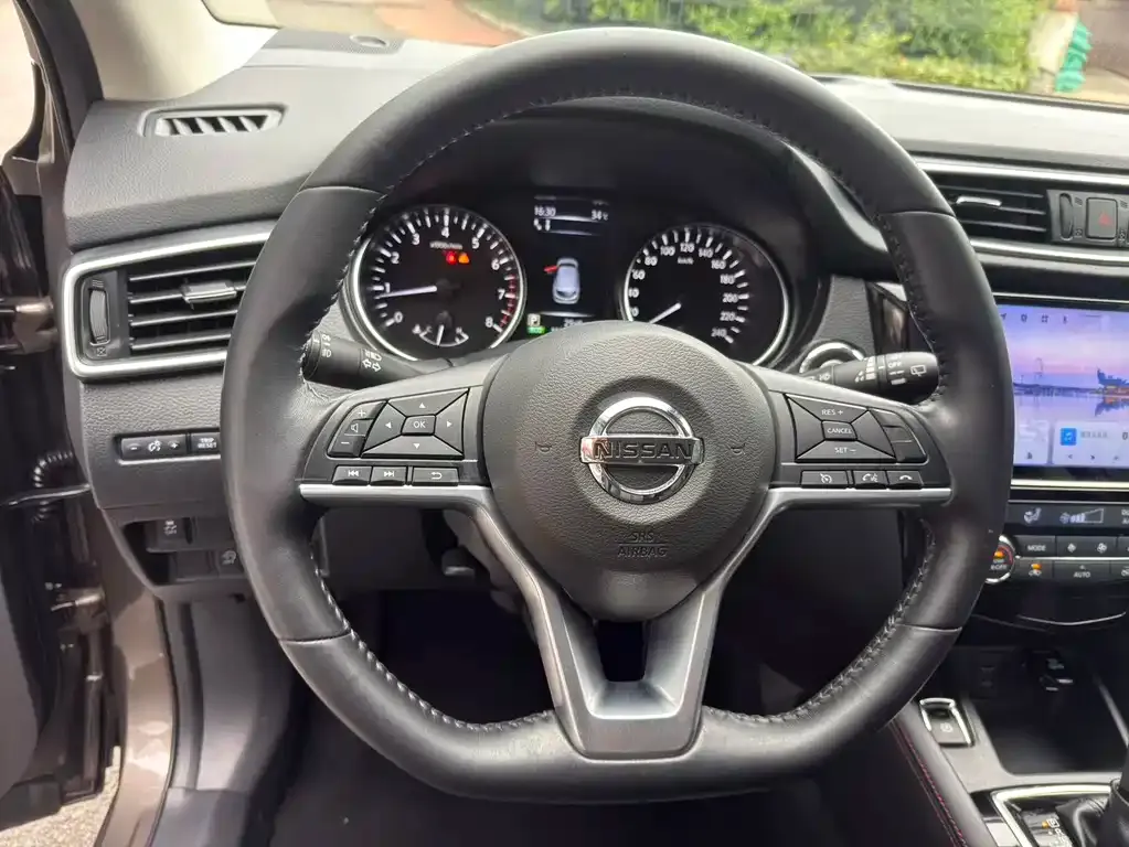 Nissan Qashqai — фото 3