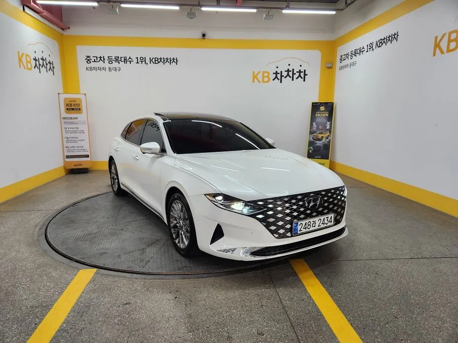 Hyundai Grandeur — фото 1