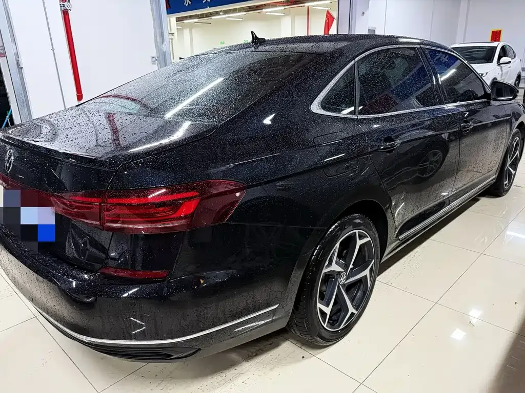 Volkswagen Passat — фото 3
