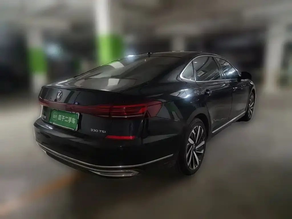 Volkswagen Passat — фото 6
