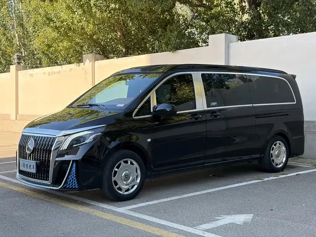 Mercedes-Benz Vito — фото 1