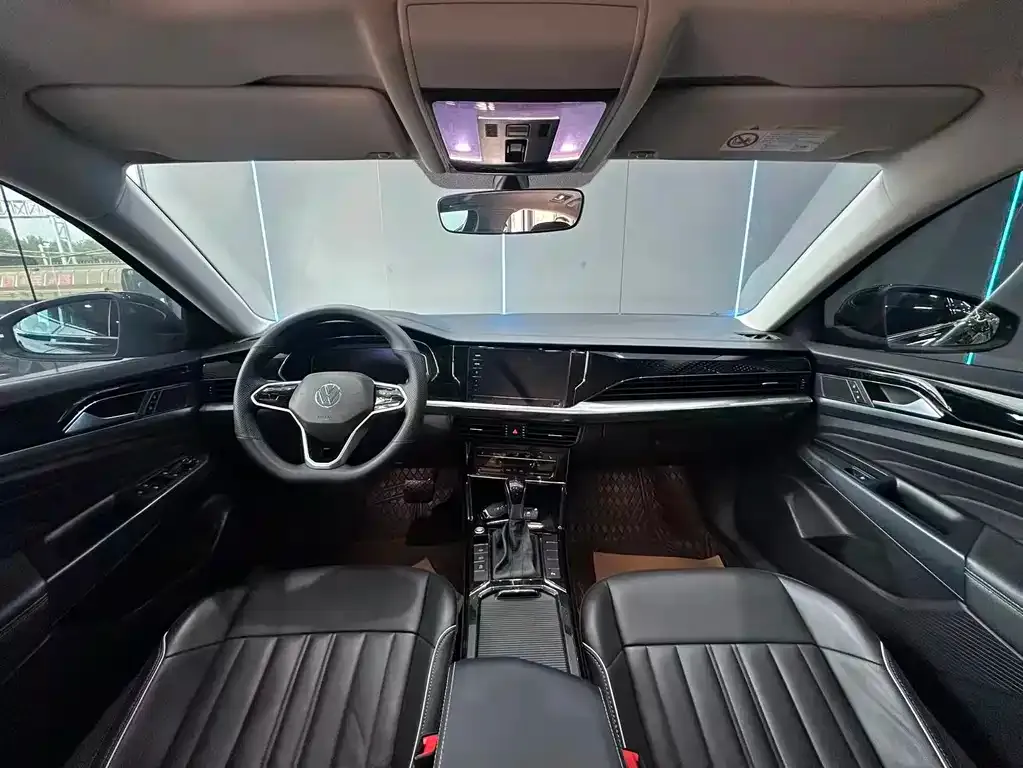 Volkswagen Passat — фото 4