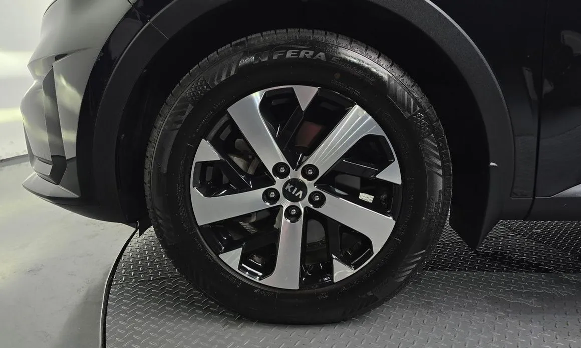 Kia Sorento — фото 5