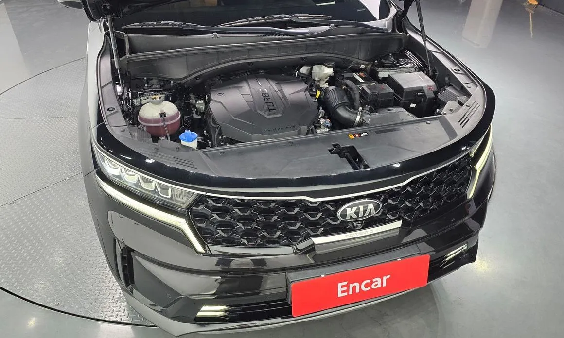 Kia Sorento — фото 10