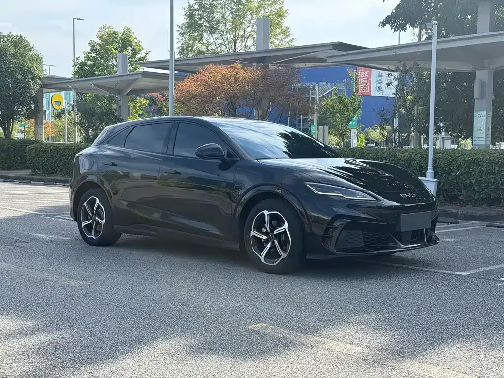 BYD Seal 06GT — фото 9