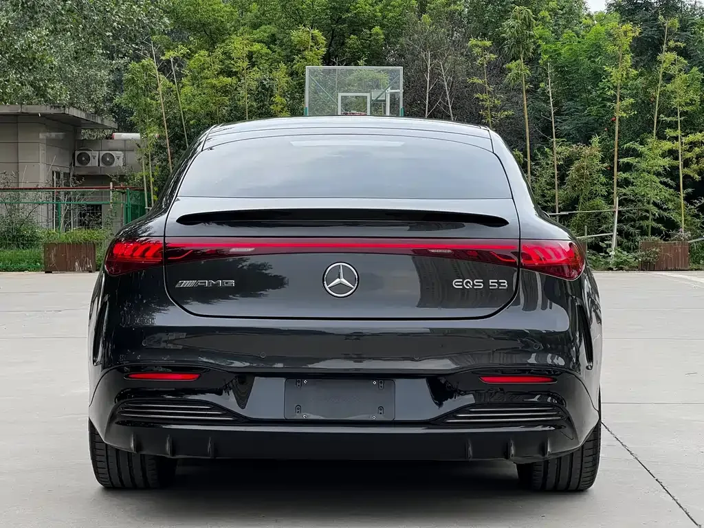 Mercedes-Benz EQS AMG — фото 6