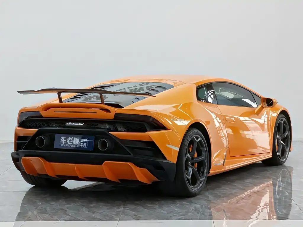 Lamborghini Huracan — фото 9