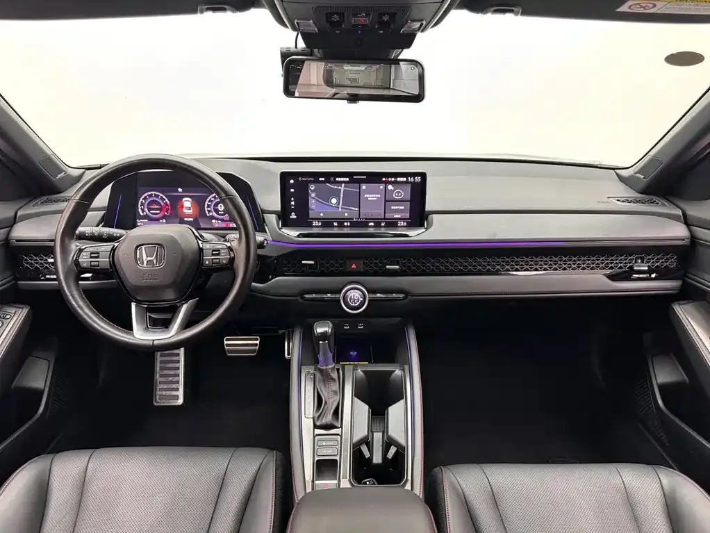 Honda Accord — фото 9