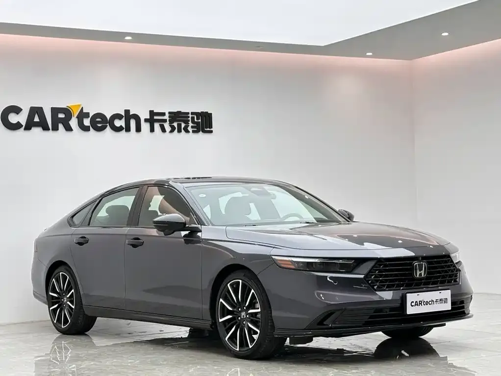 Honda Accord — фото 6